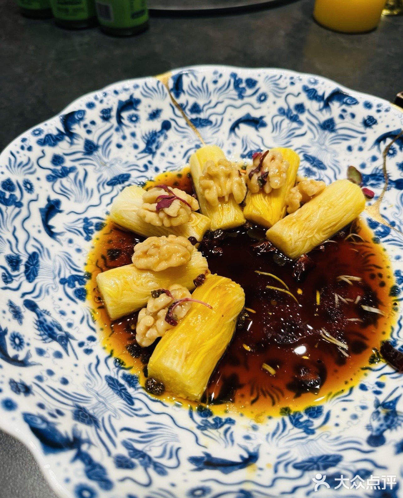 品鉴午间美味佳肴