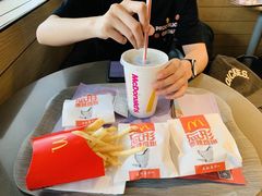 -麦当劳(国际社区店)
