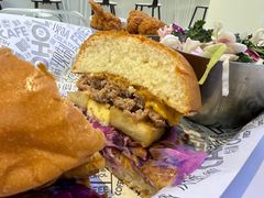 -TRIPS BURGER(大钟寺店)