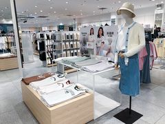 -hotwind热风(世纪东方广场店)