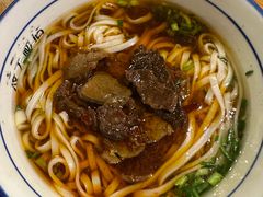 -矮子粉店1985·长沙米粉(湘春路店)