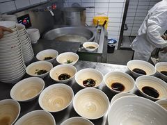 -草桥清真牛肉锅贴扁食店