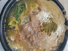 -曹宝林砂锅麻辣烫(星光路店)