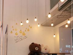 -顶东面包花园·生日蛋糕(世博店)