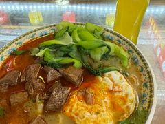 -金杨拉面王小吃面馆·牛三宝面·红烧牛肉粉