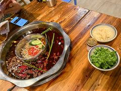 -六公里老火锅(总店)
