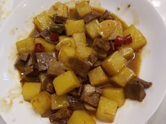 土豆烧牛舌-南山鲜虾面·活鲜小馆·海味大连菜(南山总店)