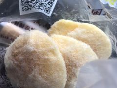 鳕鱼小贝-鲍师傅糕点(江苏路店)
