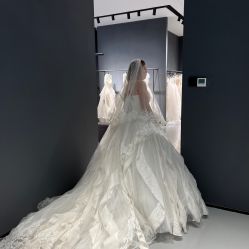 -Vera Wang婚纱礼服旗舰店