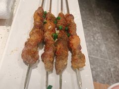 烤羊肉串-三人行骨头王火锅(长寿店)