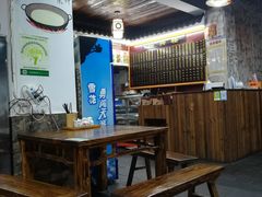 大堂-裕新楼粉面馆·石磨手工粉(四方坪店)