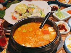 -明洞阿姨·韩式酱蟹烤肉·创意料理(三元桥店)