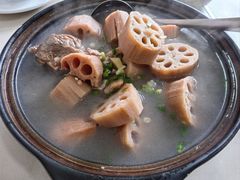 筒子龙骨莲藕汤-菁菁有味湖北恩施菜