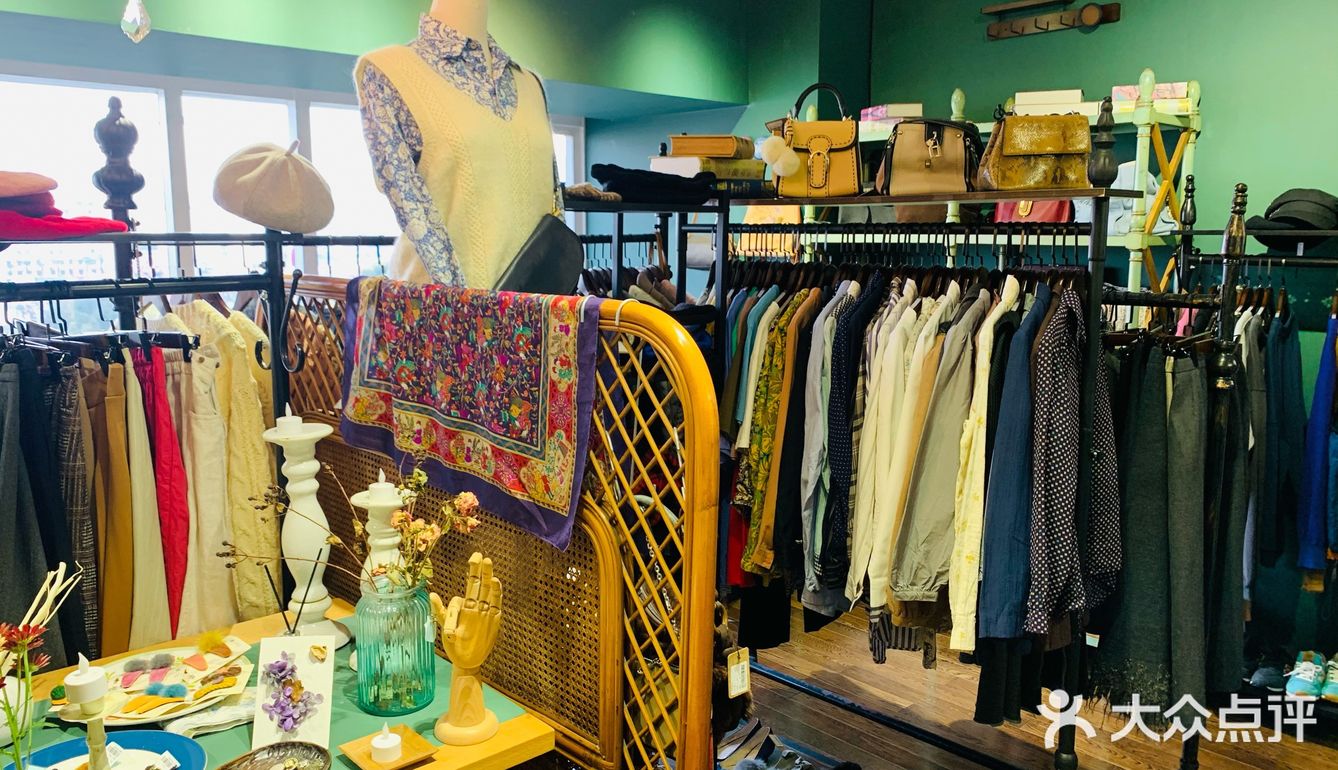 抑制不住购买欲的宝藏店[胜利]