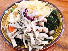 凉菜拼盘-京容合·老北京烧饼夹肉(珠江八区店)