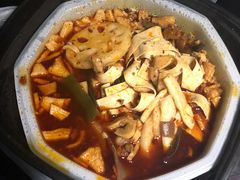 -鬼笑石后山停车场