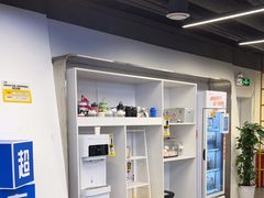 -超鹿运动(达信大厦店)