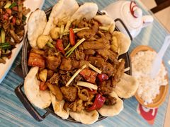 -自游人·美食一楼