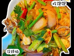 -大头虾越式风味餐厅(光明广场店)