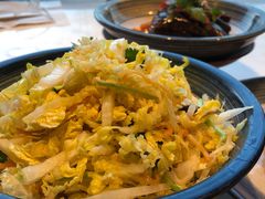 银鱼拌白菜心-那家小馆•北京菜•烤鸭(香山店)