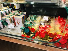 -VENCHI 闻绮(北京国贸商城店)