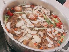 菌菇锅底-牛焱·贵州黄牛肉火锅(城西银泰店)