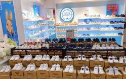 -孩子王(奥克斯广场店)