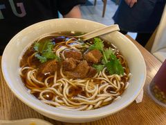 -李先生牛肉面大王(上海站南广场店)
