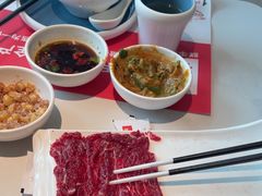 -左庭右院鲜牛肉火锅(金山万达店)