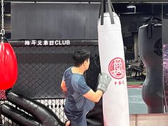 -格斗兄弟搏击健身训练馆(望京店)