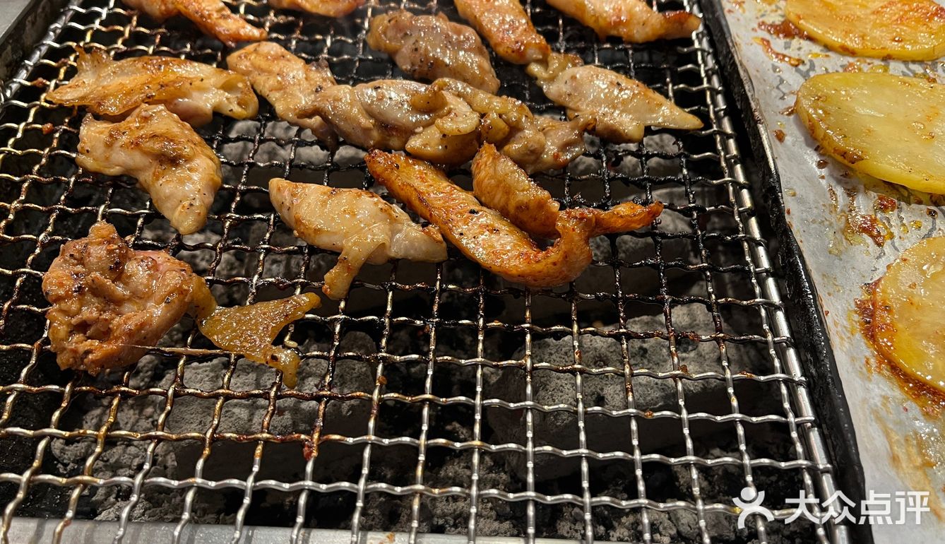跋山涉水去吃一顿东北烤肉，那感觉真是老好老好了