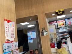 -华莱士·全鸡汉堡(英德世纪店)