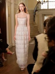 -纯色时光婚纱艺术馆WHITE