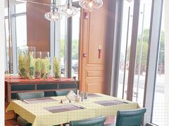 -安徽饭店·白鹭阁自助餐厅(梅山路店)