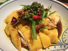 -云海肴·汽锅鸡·云南菜(天山百盛优客店)