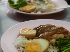 -Kha Mu Charoensang(Silom)