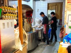 -三兄弟高炉烧饼