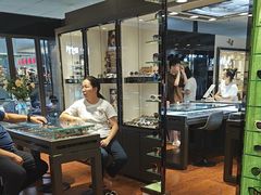 -黄益静眼镜行