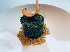 春韭马兰螺丝肉-扬州香格里拉·香宫中餐厅