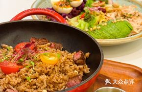 Black Pepper Mushroom Steak Fried Rice