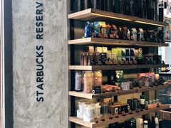 零售区-星巴克臻选(湖滨道店)