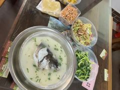-雪湖煜辰鱼头老店(雪野湖店)