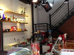 -84那年咖啡馆(李沧万达店)