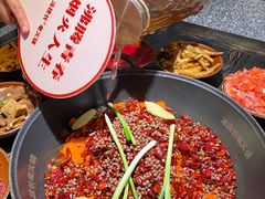 -冯校长老火锅(中联广场店)