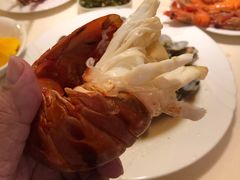 -三亚新鸿港水果一级批发市场
