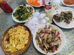 -陕北农家小吃风干羊肉剁荞面