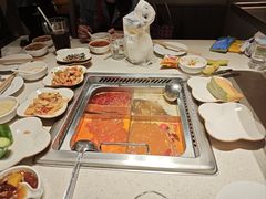 -海底捞火锅(世界城广场店)