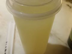-绿茶餐厅(财富购物中心店)