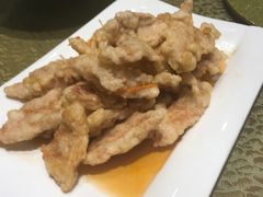 -老码头黑皮肘子锅包肉(赣水路店)