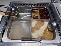 -海底捞火锅(杭州滨江九宜城店)